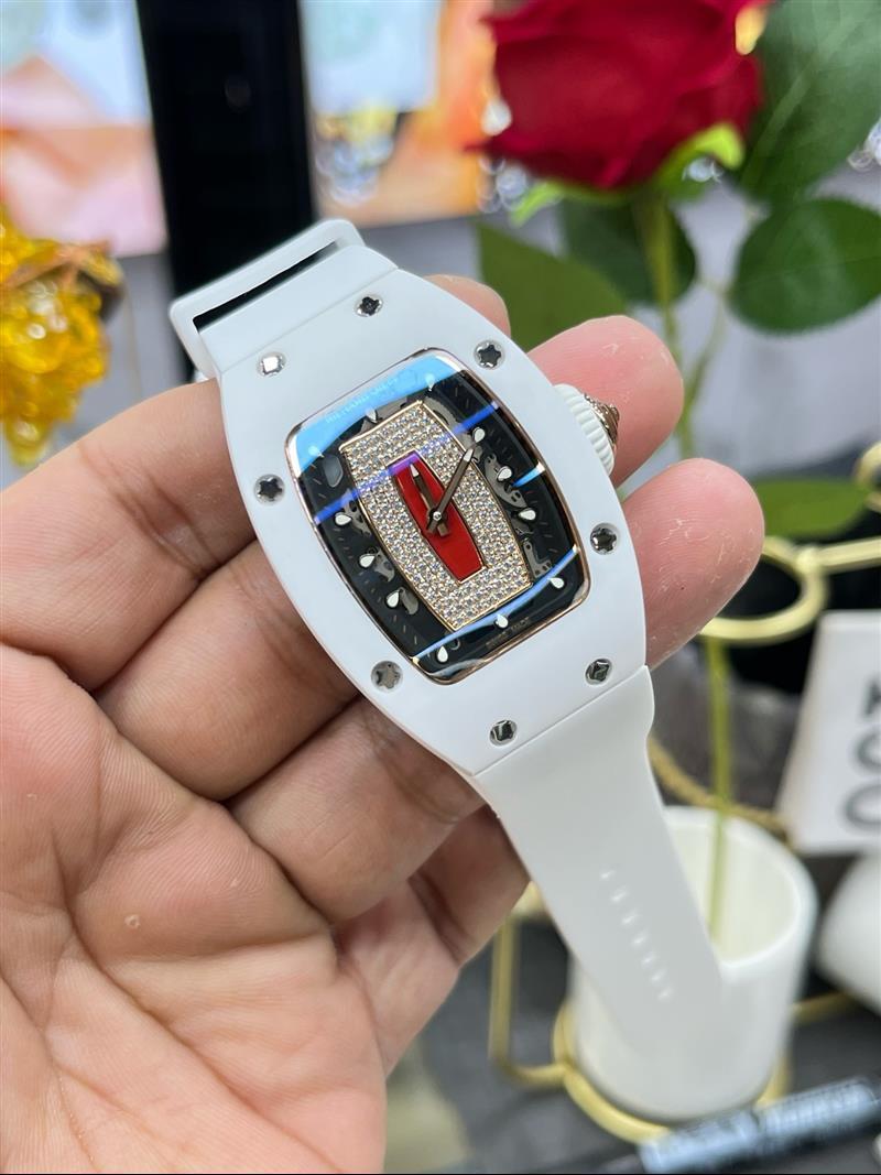 202457162511536 1550